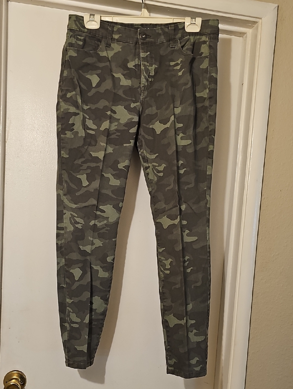 Style & Co. Olive Green Camo Pants Tote 8